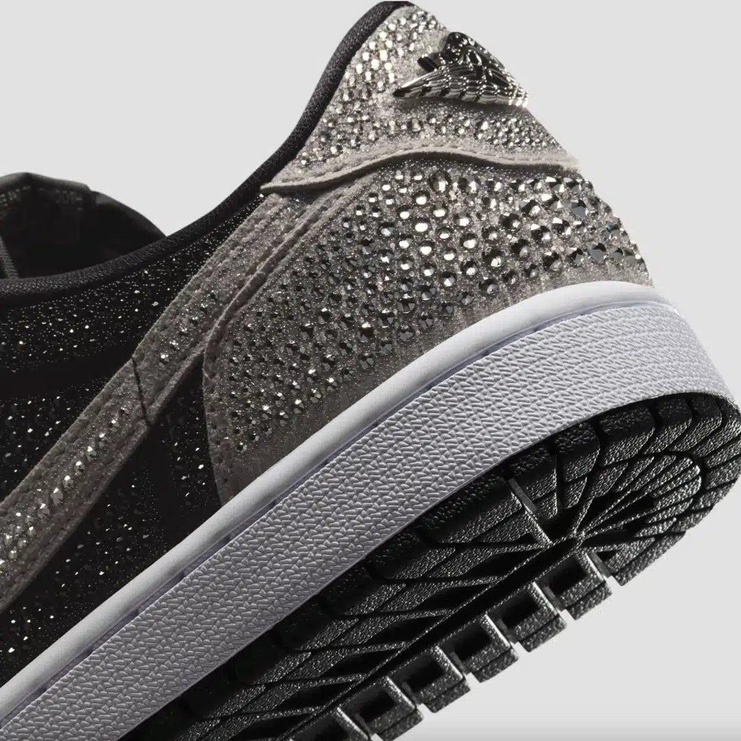 Jord 1 Retro Low OG Swrvsk Stealth